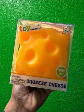 🐭Toymendous Squeeze Cheese 🧀